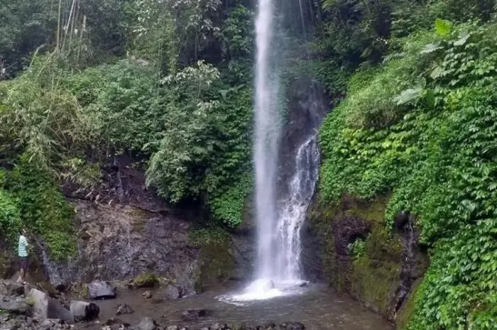 Air Terjun Grenjengan, Keindahan Alami yang Memesona di Pacet Mojokerto